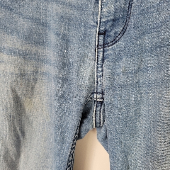 Calvin Klein Jeans Ultimate Skinny Jeans Light Wash 4 - Picture 3 of 10